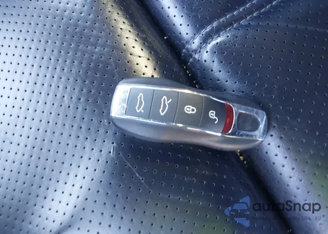 2014 Porsche Cayenne Platinum Edition из США, поврежденный, VIN WP1AA2A21ELA95489